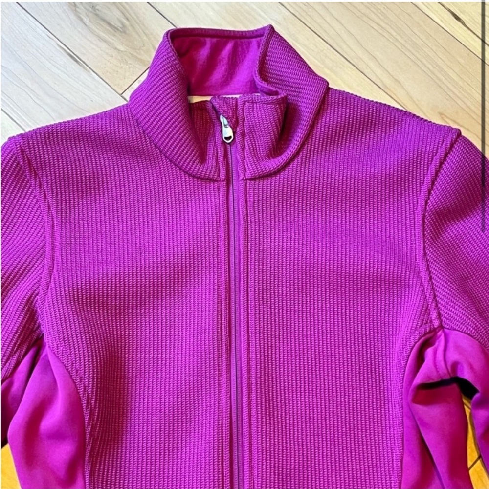 Spyder Core Sweater Zip up Jacket
Pink Medium Zip Pockets - Picture 2 of 8